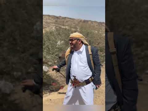 الحاوري يقلد زنبيل تعز ه