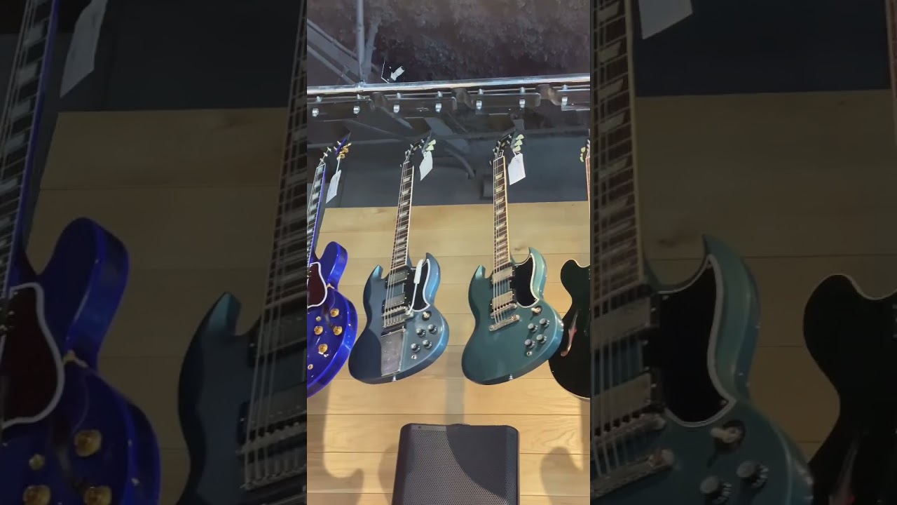 Inside the Gibson Garage, Nashville, TN. Wow!!