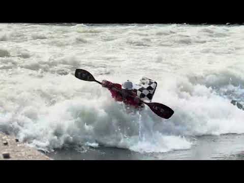 Eric Jackson Training for 2025 World Freestyle Kayak Championships