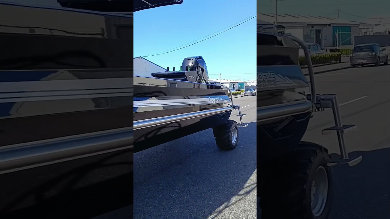 Profile Boats 835HW Platinum Amphibious Mercury 400 V10