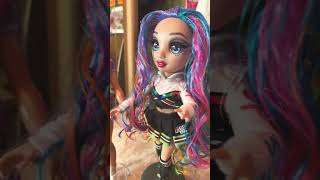 Amaya Raine: a short review and a Barbie friend
