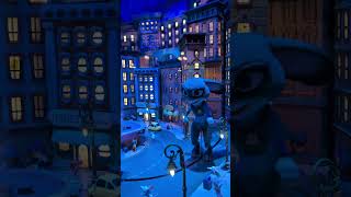 New Zootopia Window in Disneyland!