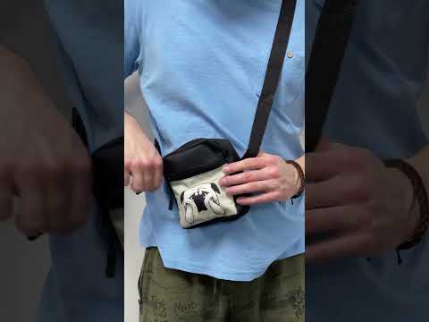 Барсетка через плече \ сумка месенджер \ бананка "Пухлий Мопс" чорна принтом песика, видео 1