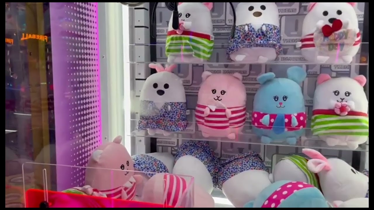 Kekei seneng dapet Capit Boneka di Funworld