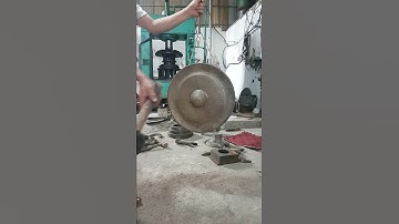 cơ sở  sản  suất  cồng  chiêng  đủ  các  kích  cỡ