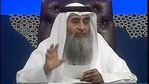 في سورة مريم(أنى يكون لي غلام)، وفي سورة آل عمران (أنى يكون لي ولد)، ما الحكمة من اختلاف اللفظين؟