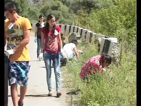 ახალციხეში ტაძრების მიმდებარე ტერიტორიების დასუფთავების აქცია მოეწყო