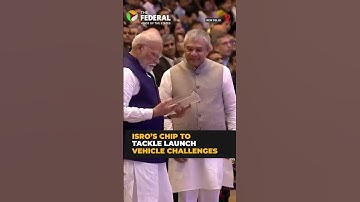 Ashwini Vaishnaw presents Vikram 32-bit processor to PM Modi | #shorts