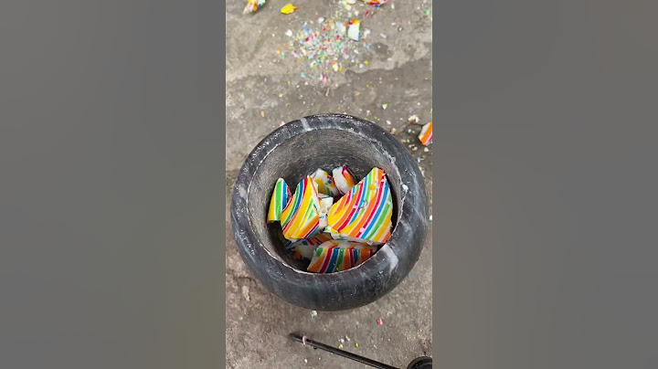 Make your own marshmallows from lollipops! One word   so delicious!