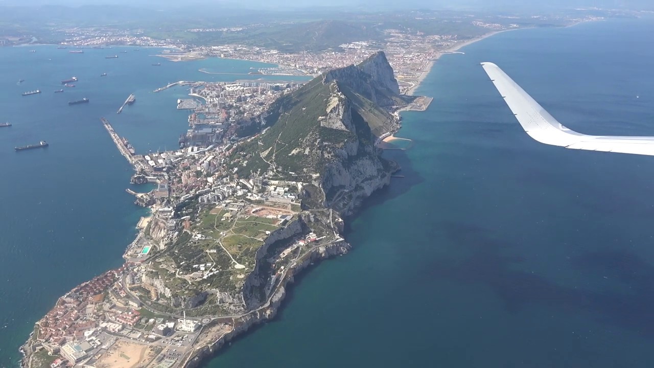 Gibraltar Airport LXGB BA takeoff and fly around the rock en route to Heathrow 02/05/18