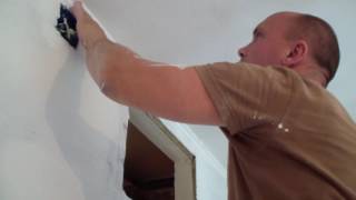 Приклеиваем потолочный плинтус 22 07 16 Приклеиваем потолочный плинтус 22 07 16