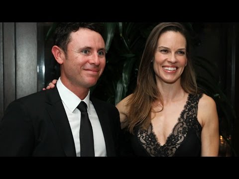 Video: Hilary Swank is engaged
