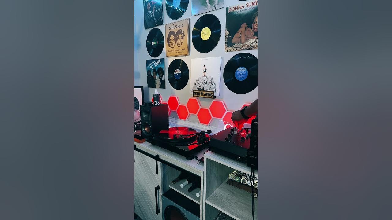 RAYE My 21st Century Blues vinyl album playthrough w/ light commentary YouTube