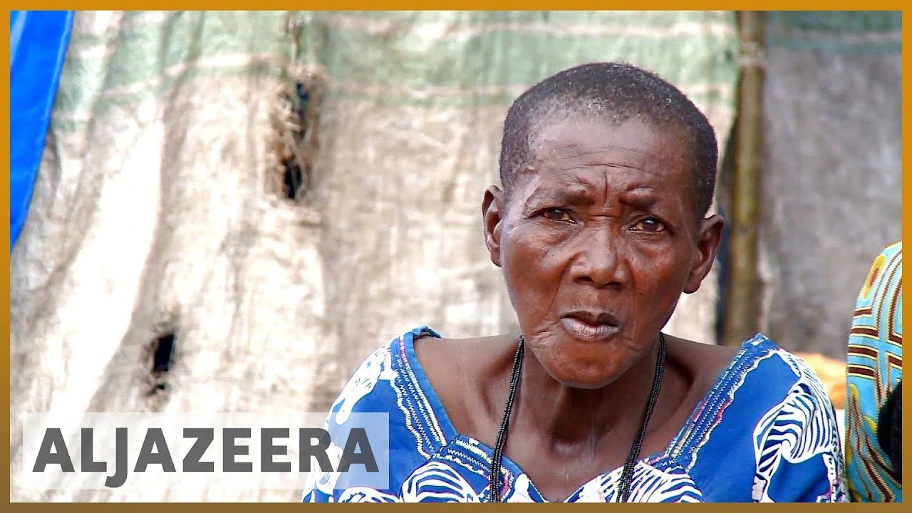 🇨🇩 آلاف اللاجئين من جمهورية الكونغو الديمقراطية يفرون من العنف إلى أوغندا | الجزيرة الإنجليزية
