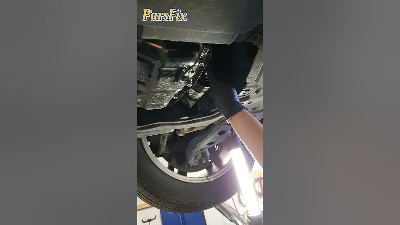 Toyota Corolla 1.8 2021, Oil change/service - YouTube