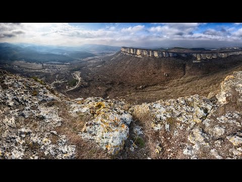 Видео: Три причини да посетите пещерния град Киз-Кермен