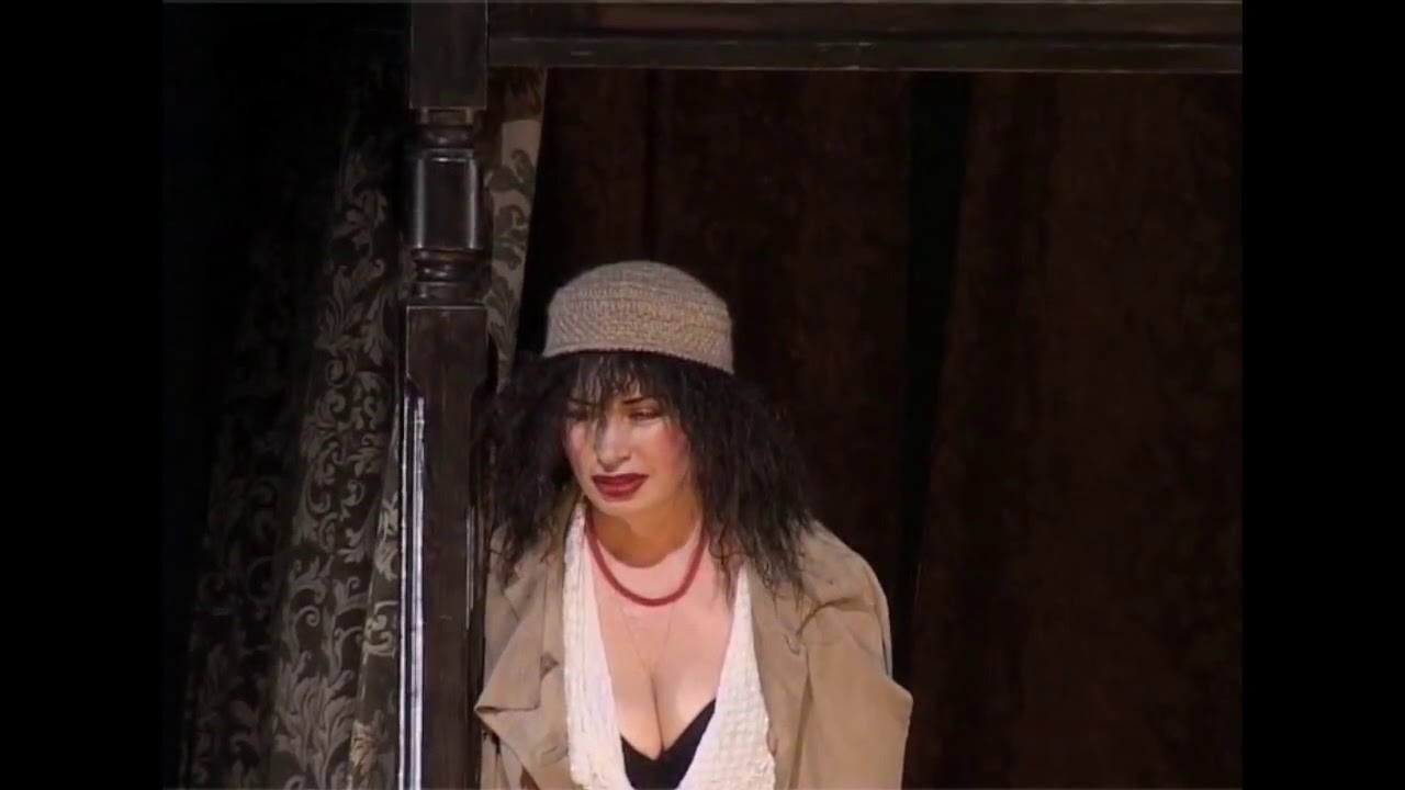 «Трактирщица» Классическая итальянская комедия. - YouTube