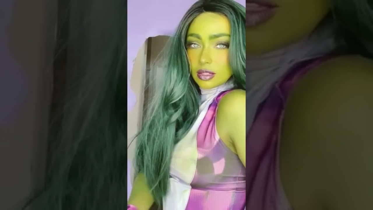 She-Hulk💚💪 #girlfriend #girl #girls #cosplay #women #shehulk #hulk #shorts #marvel #girlgamer