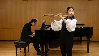 G.P. Telemann Flute Sonata in F major I. Vivace - Sooah Jeon (12 yrs)