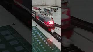silang cc206 dengan cc205 #railking #cc205 #cc206 #mainankeretaapi