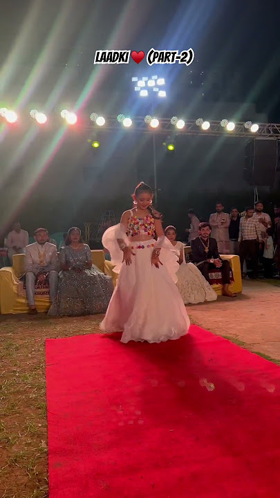Laadki ♥️ (part-2)😘#kashishpatel #laadki #dancevideo #trendingshorts #familysong #viralsong #shorts