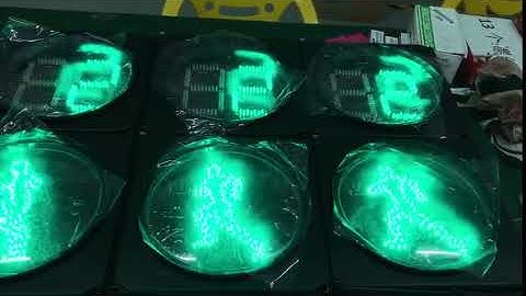 300mm red green pedestrian traffic light with countdown timer