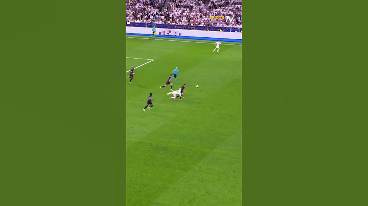 Modrić takes the corner #shorts