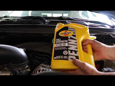 Oil change on a 2020 RAM 1500 V8 5.7 HEMI [ HOW TO] #ram1500 #oilchange