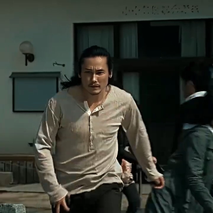 _He_dodges_bullets__-_Ghost___Re_born___Fragment_-_slxughter__slowed__#ninja #aura #adventure