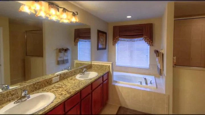 Fantastic Valrico Home with Huge Bonus Room! | Pat...