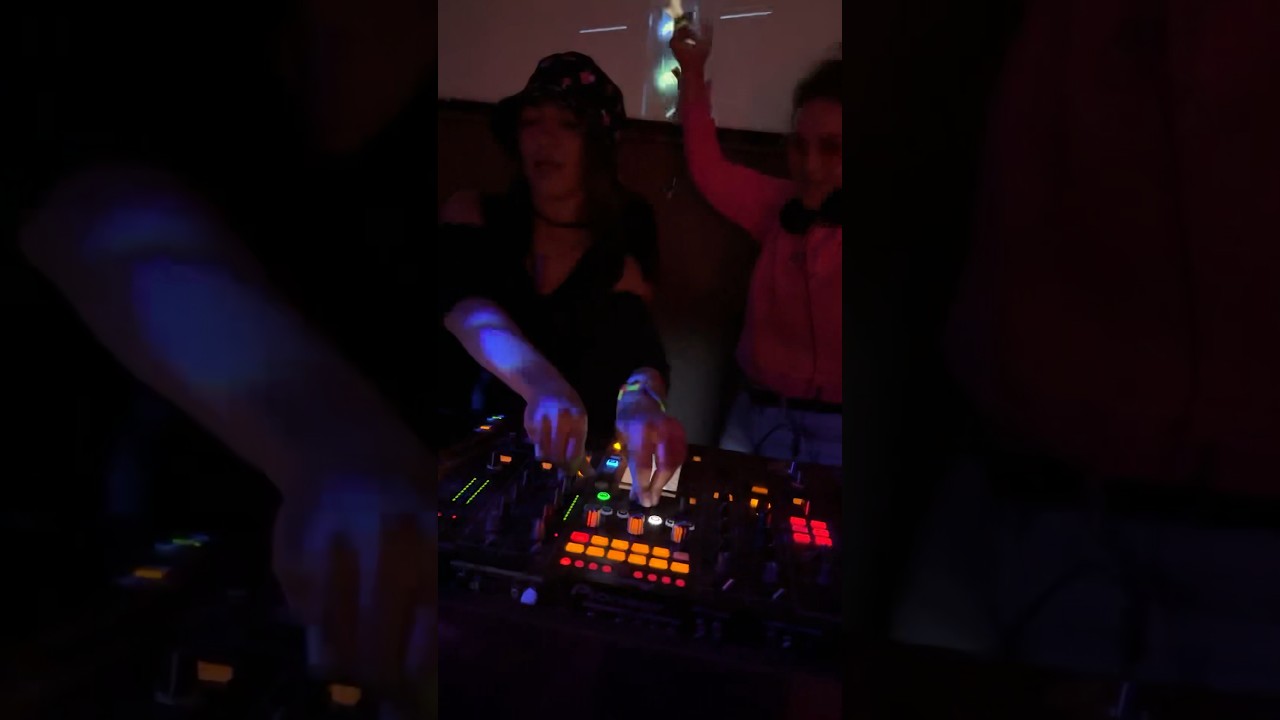 Dj Lena Rave b2b dj SVETA Bloom 