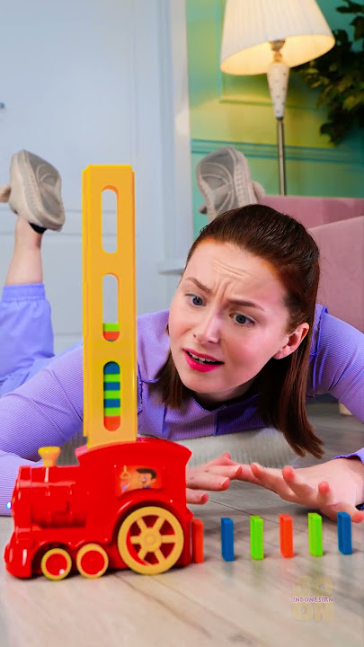 Domino Berantakan? Coba Alat Pintar Ini! 🧠🚂✨