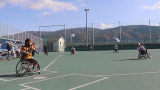 車いすソフト大会で熱戦 大阪、屋外初の専用施設
