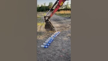 Công trình tiền tỷ (P99) - Máy xúc biểu diễn kỹ năng múc trai nhựa #shorts