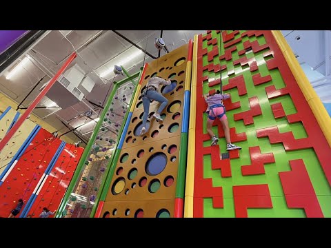 IN DOOR CLIMBING|