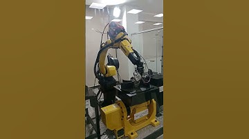 #robot #roboticsautomation #roboticsystems #robotics #robotwelding #fanuc