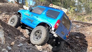 Suzuki Jimny MST CMX J3 RC Rock Crawler Off road running trail