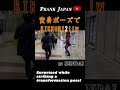 Shocking Surprise! Samurai Mannequin Springs to Life and Stuns Passersby!