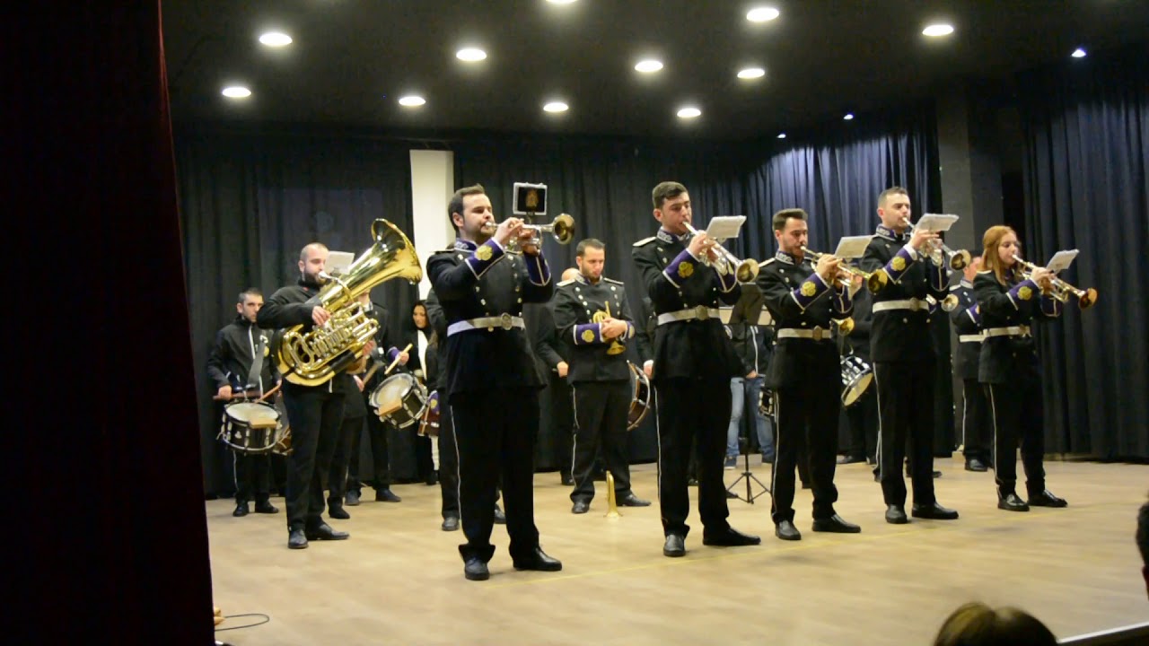 Lágrimas de María de Mancha Real en presentación del cartel S. Santa 2020