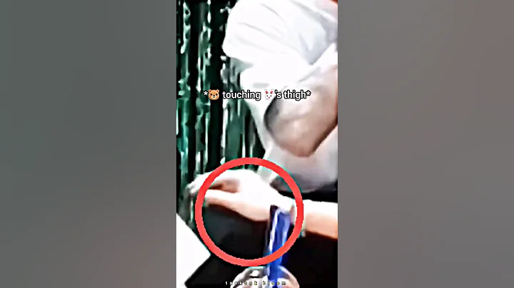 When Taehyung controlled Jungkook with just one touch 🙈😳‼️ #shorts #taekook #youtubeshorts