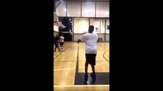 When 2k lags vine