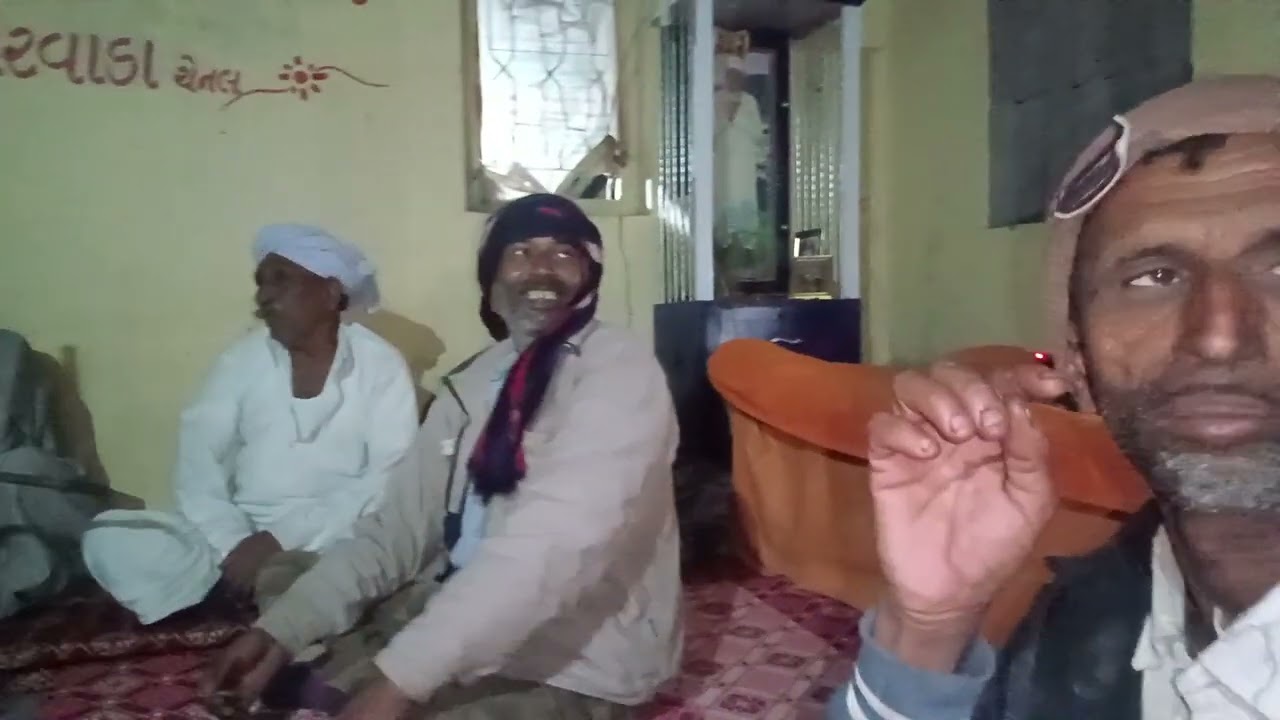 અનેક મારી સઇયર મનડા માને તો ભગતી વીના ભાઇ ભગત