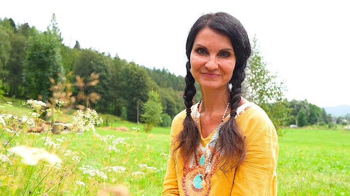 HOVORY ZE ZEMĚ - Co nám říkají bylinky - Anna Kohutová