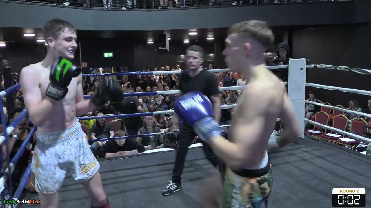 Aaron Davidson vs Tommy Lee Chester