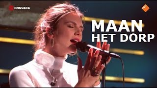 Video thumbnail of "Maan - Het Dorp (Wim Sonneveld) - DWDD"