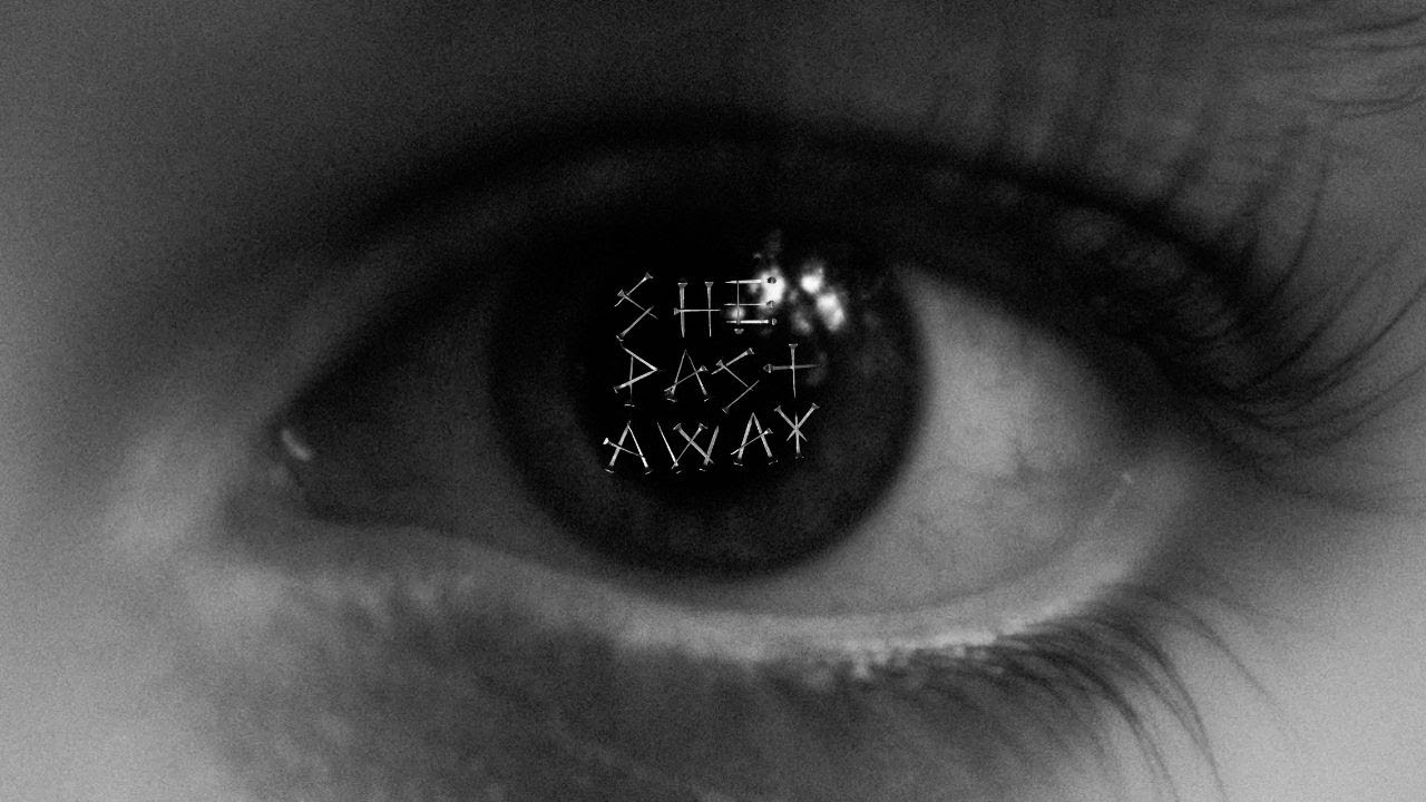 She Past Away - Durdu Dünya She Past Away - Durdu Dünya
