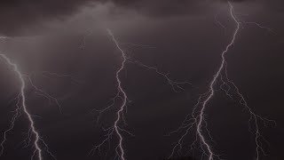 Here are the 3 main types of lightning