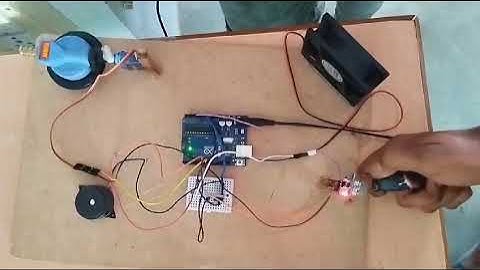 LPG GAS LEAKAGE DETECTION WITH AUTO CUTOFF REGULATOR USING ARDUINO