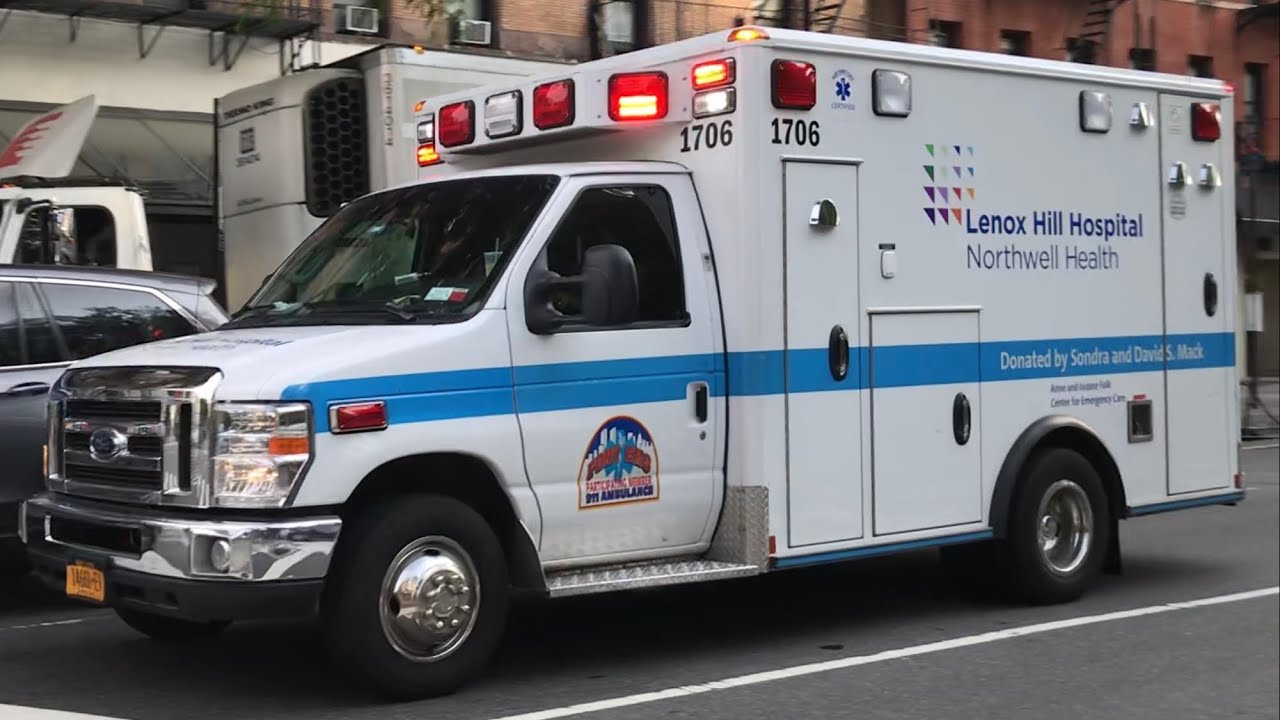 LENOX HILL HOSPITAL EMS AMBULANCE RESPONDING COLUMBUS AVENUE ON THE