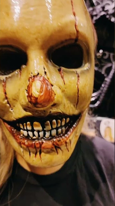 CREEPY Halloween masks at Spirit Halloween 😭😭 #shorts #spirithalloween #shorts30 #shopping